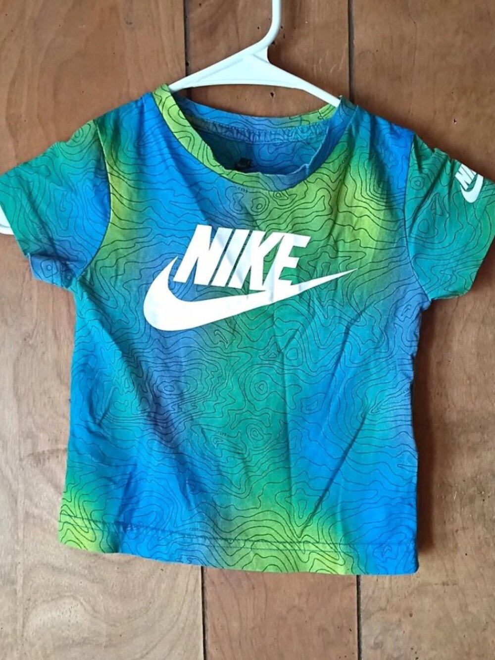 Nike The Nike Tee Toddler Boys T-Shirt Size 2T Blue Green Topographic Logo